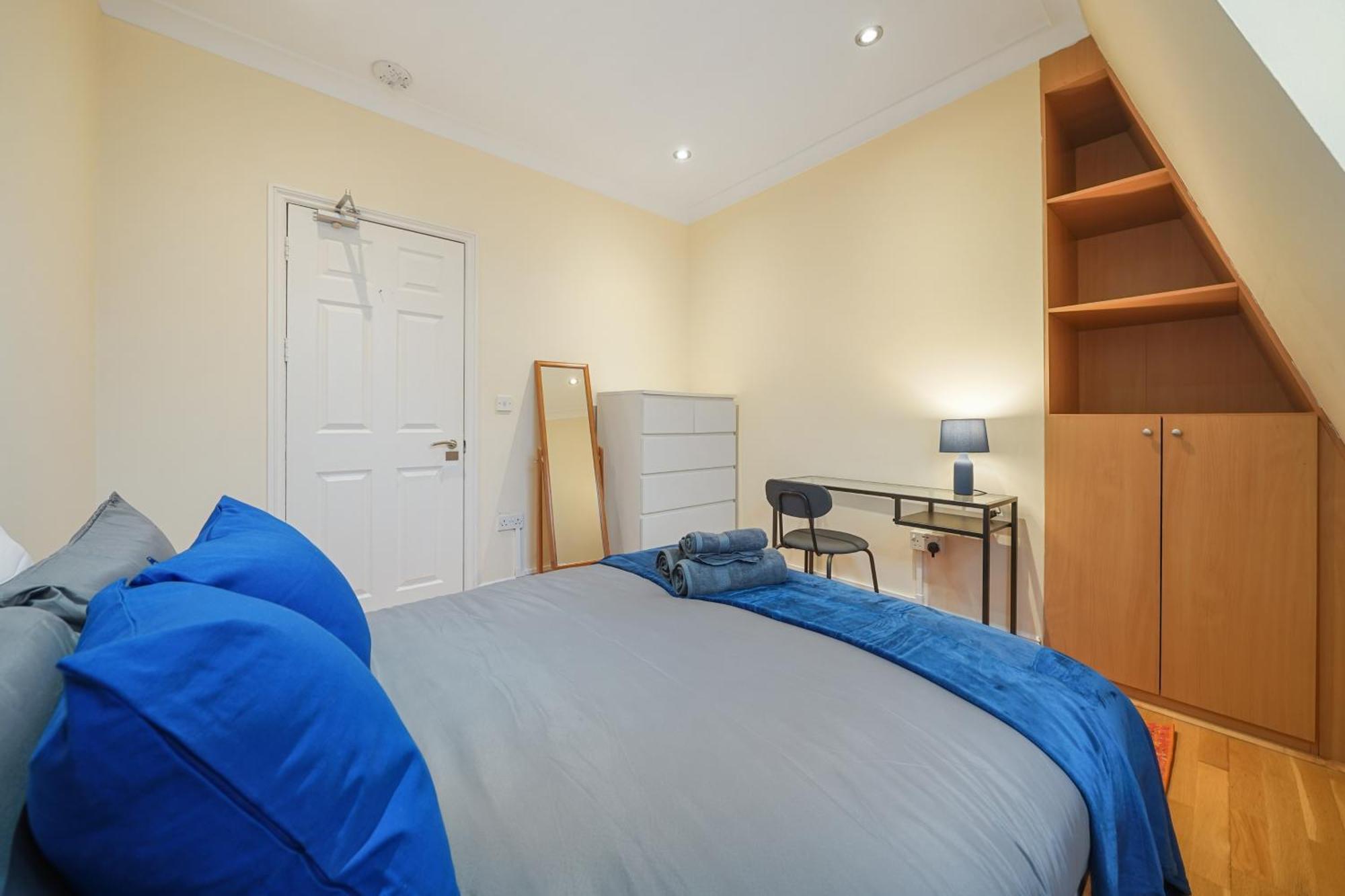 Apartamento The Chic Townhouse In Kings Cross!!! 3 Floors Londres Exterior foto