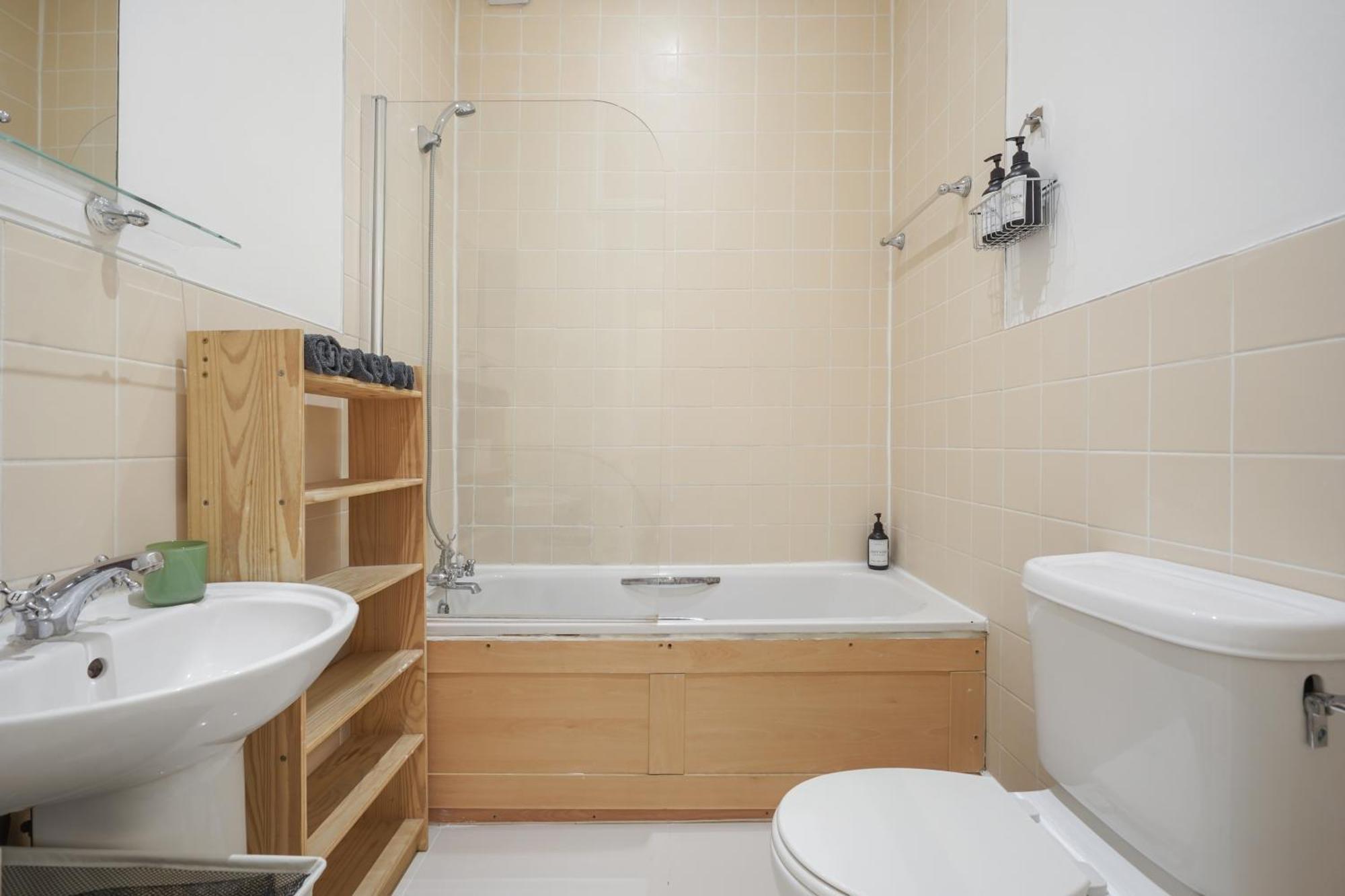 Apartamento The Chic Townhouse In Kings Cross!!! 3 Floors Londres Exterior foto